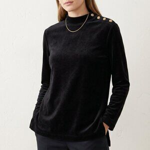 🇨🇦 NWT Sz M Eaton Black Velour Women's Long Sleeve with Gold Button Accents